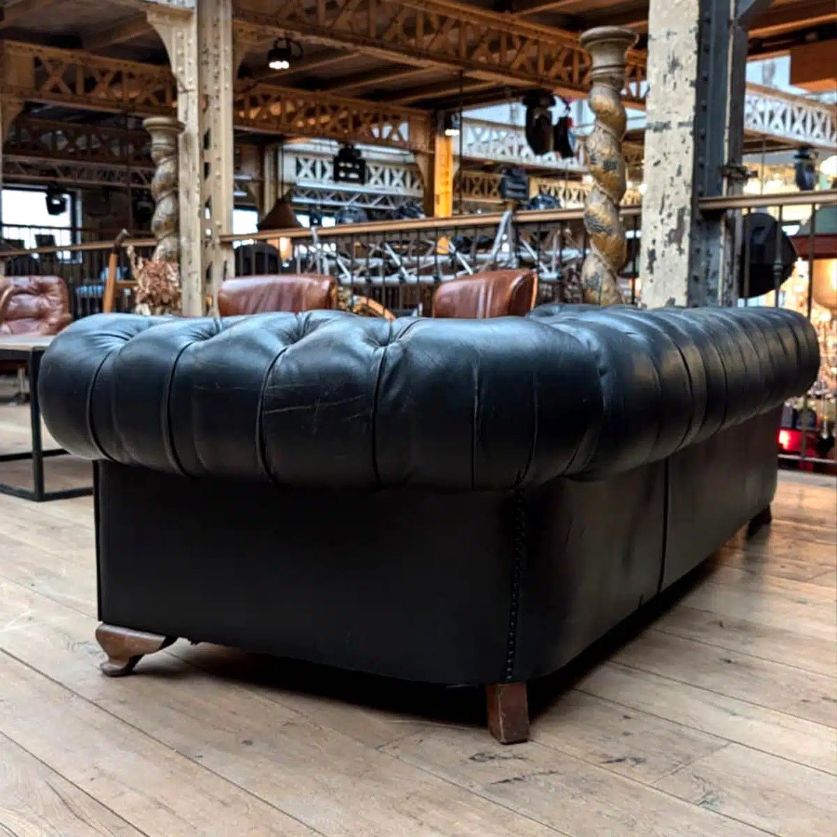 Canapé Chesterfield Ancien En Cuir Noir-photo-2