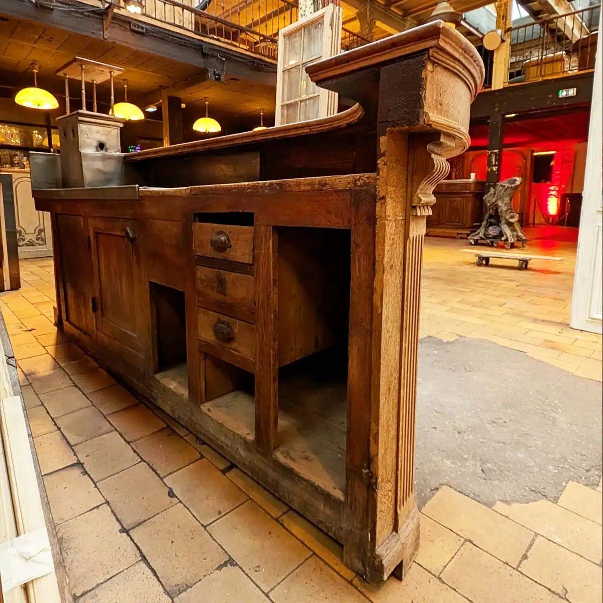 1930s Oak Bar Counter With Two Back Bar Shelves-photo-2