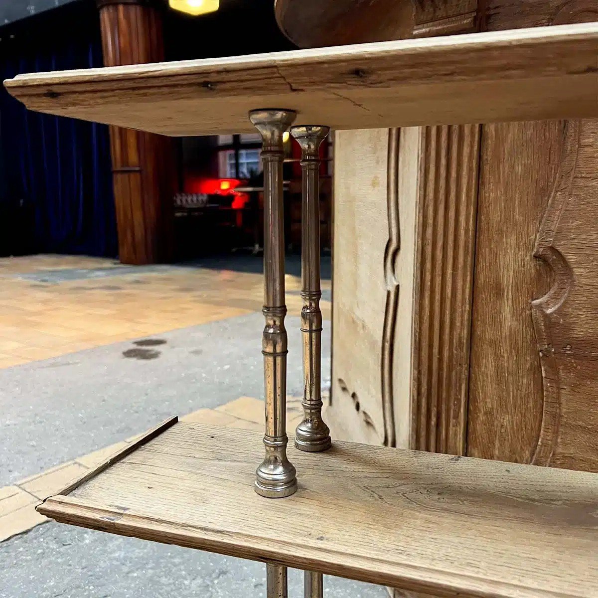 1930s Oak Bar Counter With Two Back Bar Shelves-photo-4