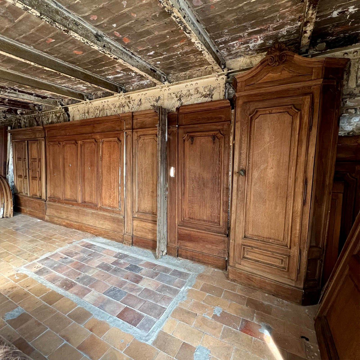 Boiserie En Chêne D’esprit Louis XV 6m Linéaire