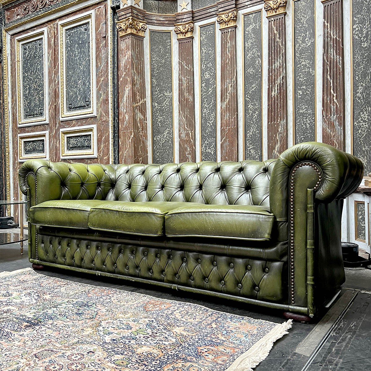 Canapé Chesterfield Vert En Cuir