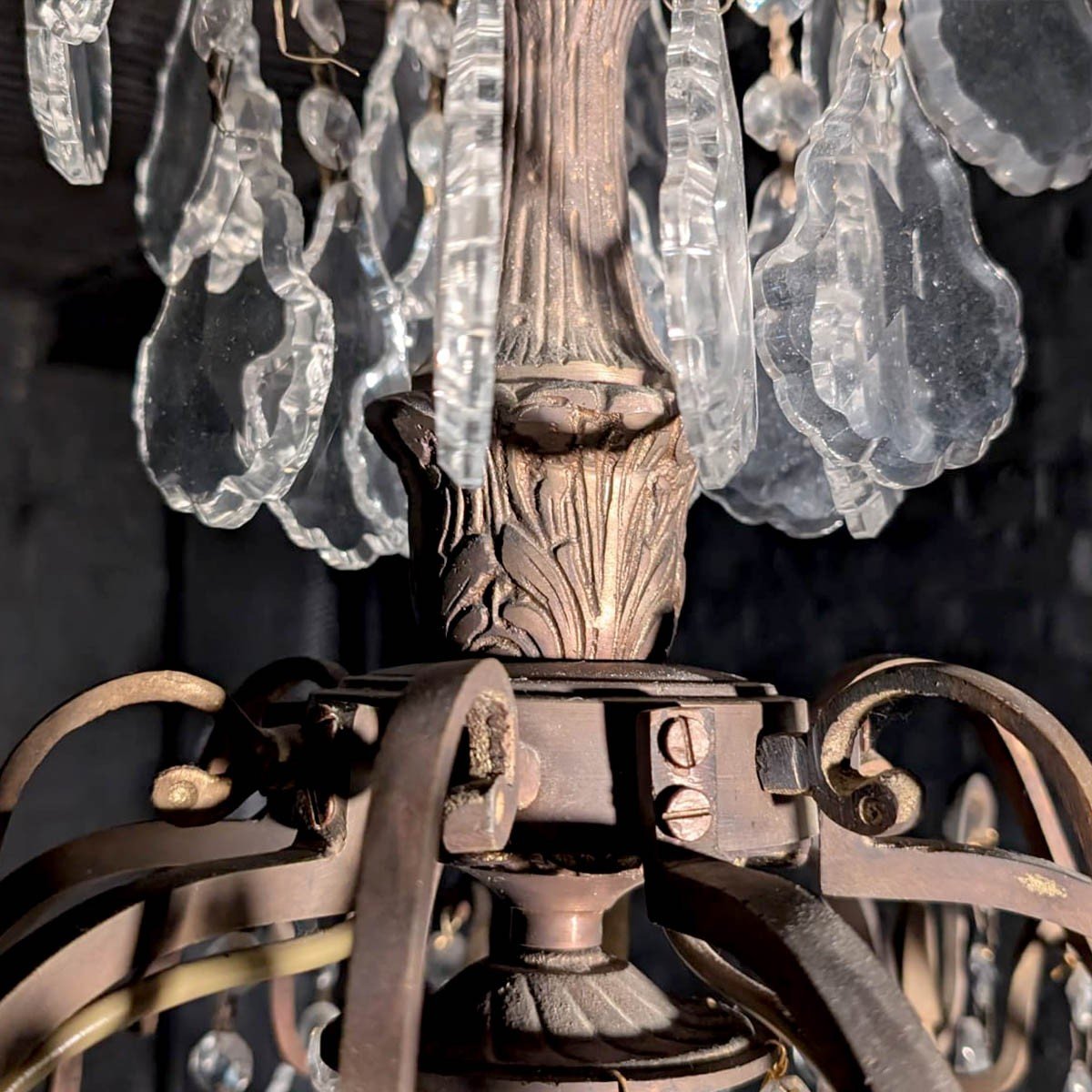 Large Chandelier With Tassels-photo-1