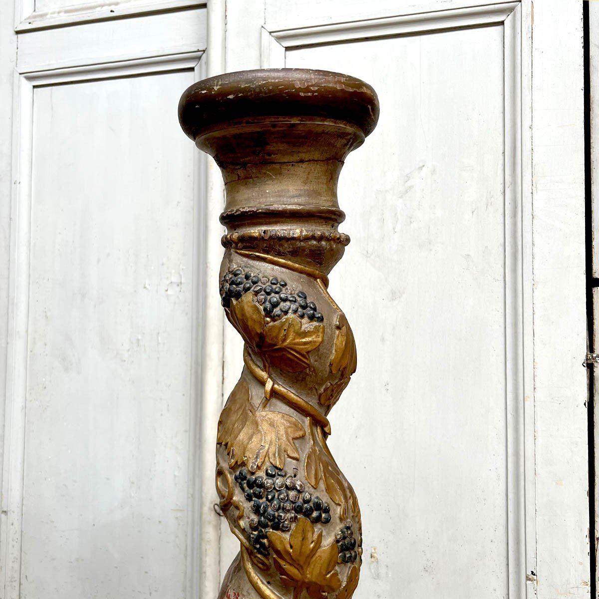 Pair Of XVIII Century Carved Wooden Columns-photo-2