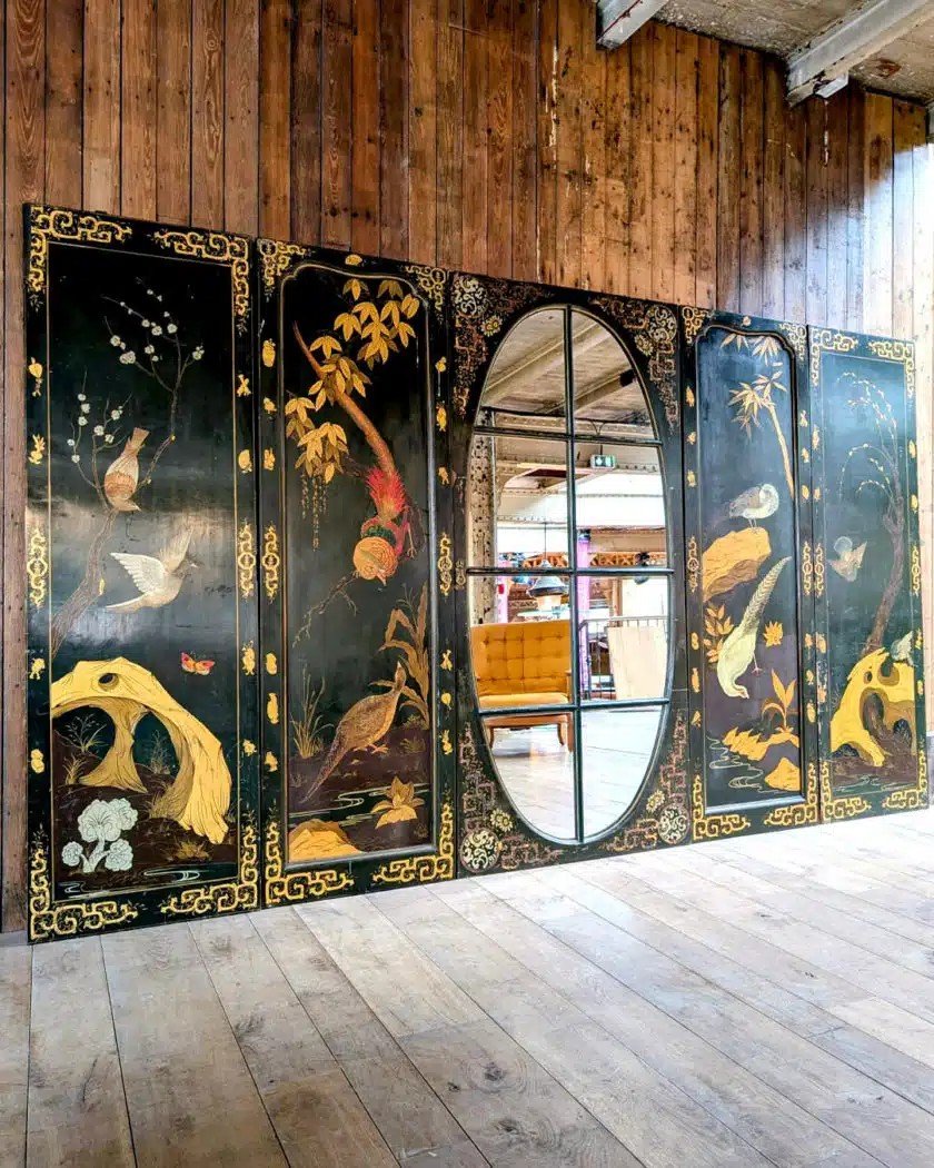 Ensemble De Panneaux Peint Au Décor De Chinoiserie