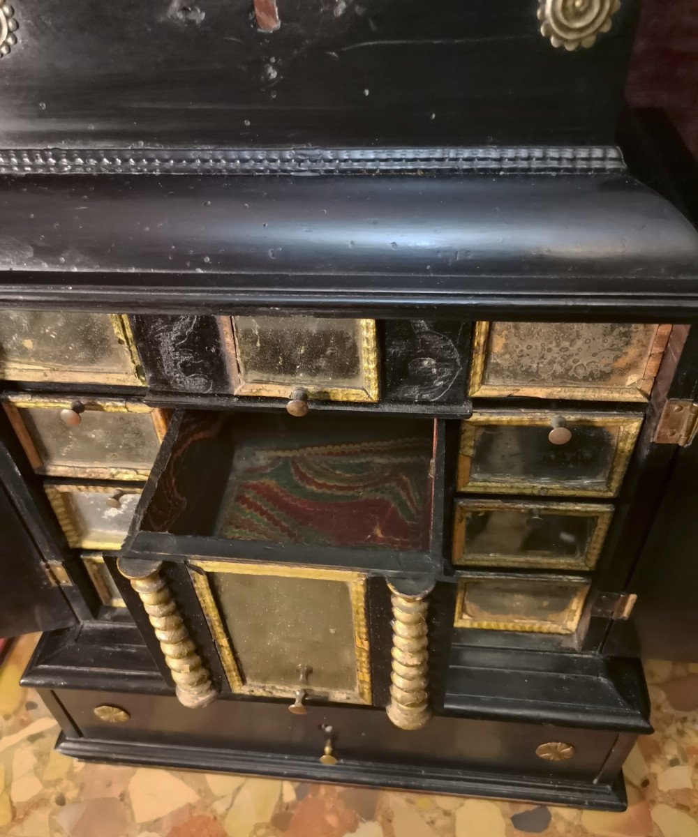 Small Italian Blackened Wood Cabinet From The 17th Century-photo-1