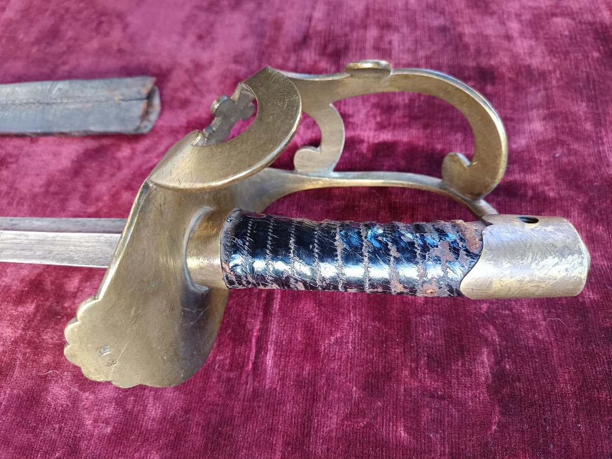 Rare Sabre De Cavalerie Lourde Ou De Dragon Modèle 1779 époque Ancien Régime-photo-4