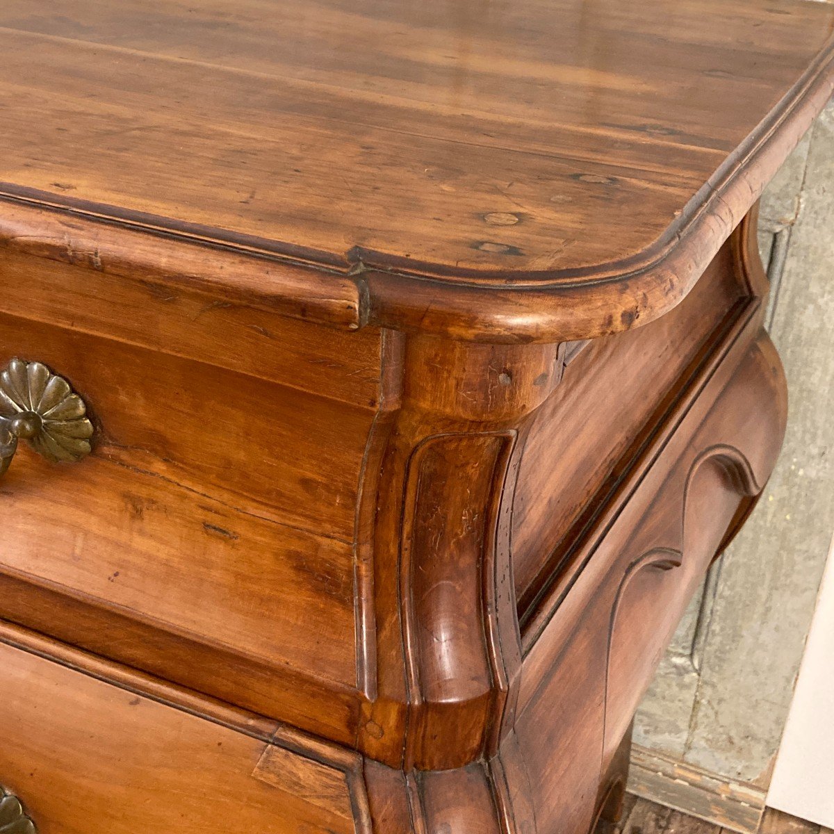 XVIII Curved Chest Of Drawers-photo-2