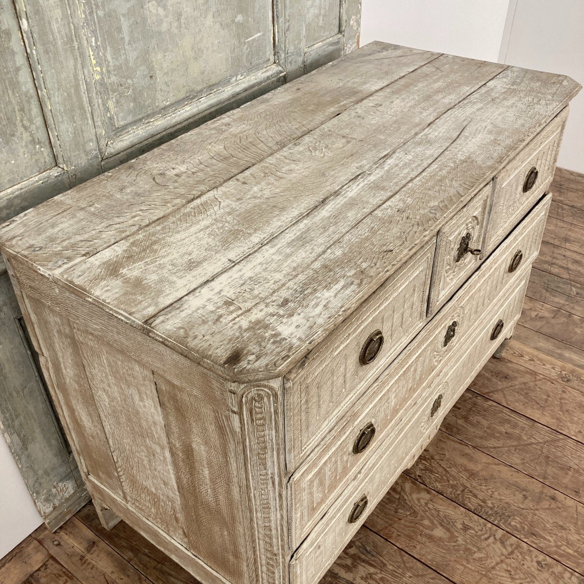 Louis XVI Chest Of Drawers In Bleached Oak-photo-5