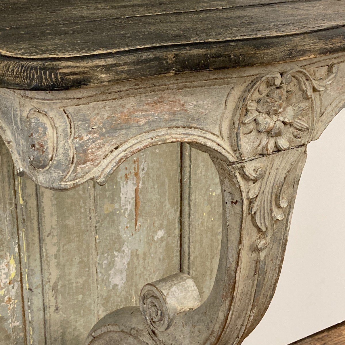 Pair Of Louis XV Period Consoles-photo-3