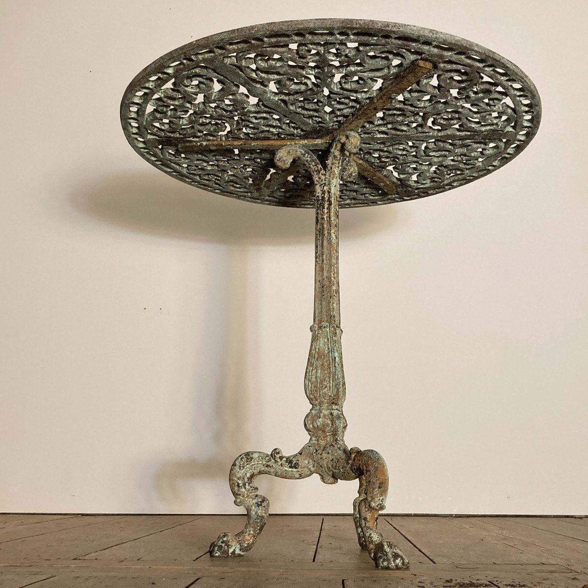 19th Century Cast Iron Pedestal Table-photo-3