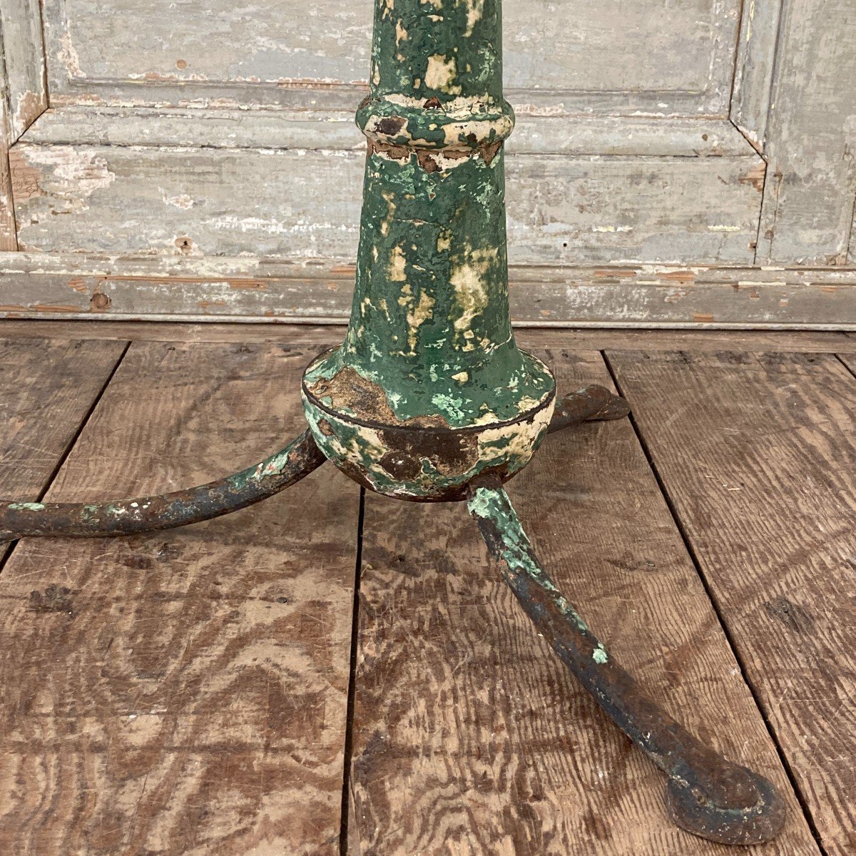 19th Century Cast Iron Pedestal Table-photo-1