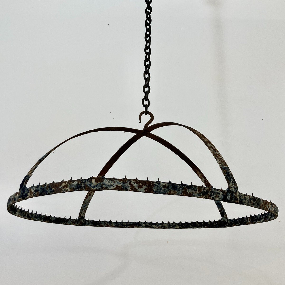 17th Century Wrought Iron Office Crown-photo-2