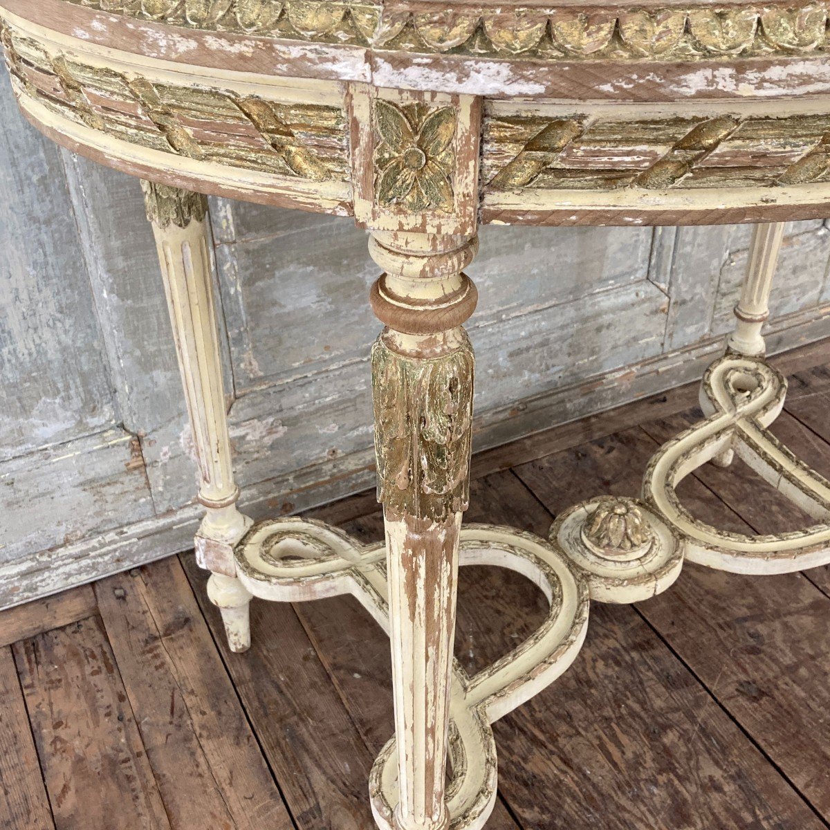 Louis XVI Style Center Table-photo-4