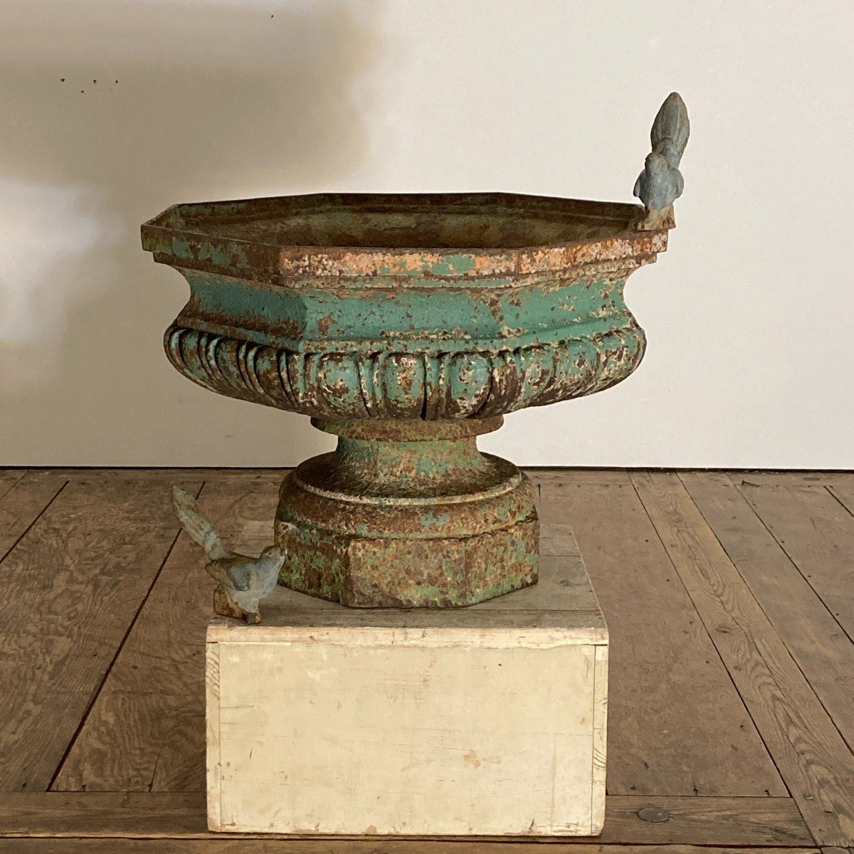 19th Century Cast Iron Fountain Basin-photo-5