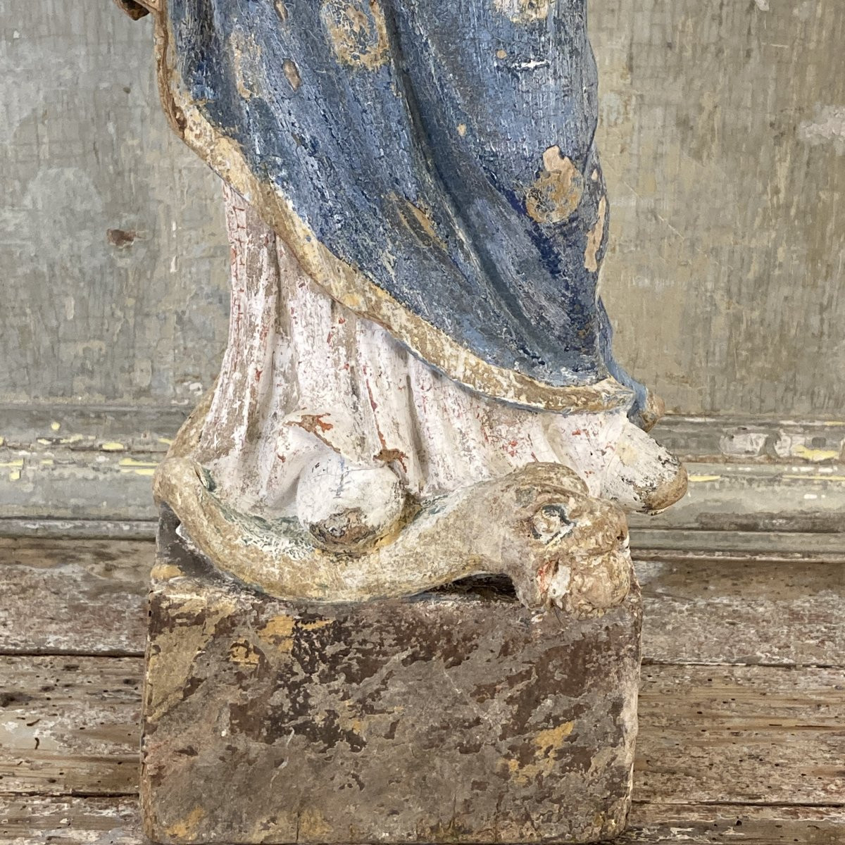 Vierge à l'enfant en bois polychrome XVIII-photo-3