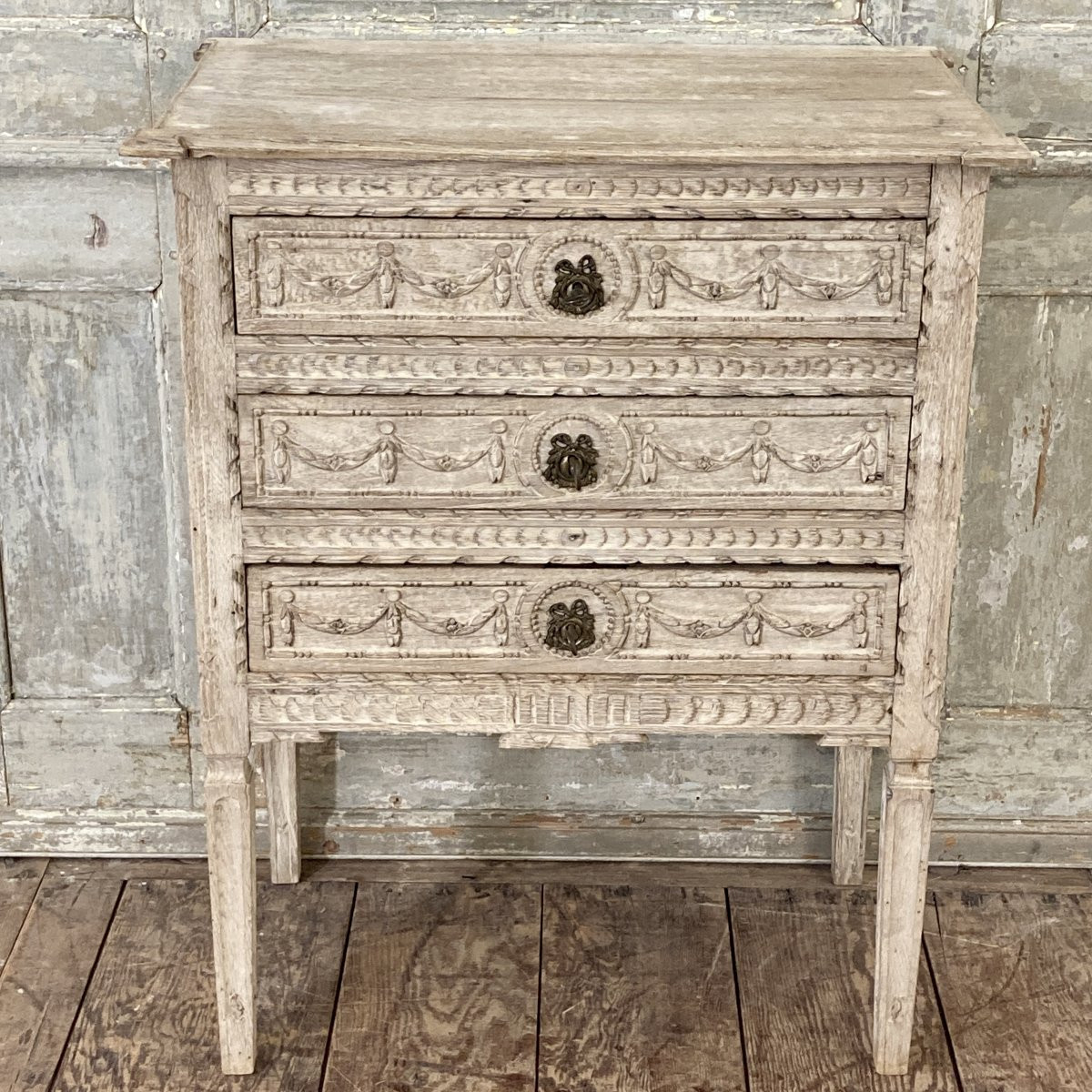 Small Louis XVI Chest Of Drawers -photo-3