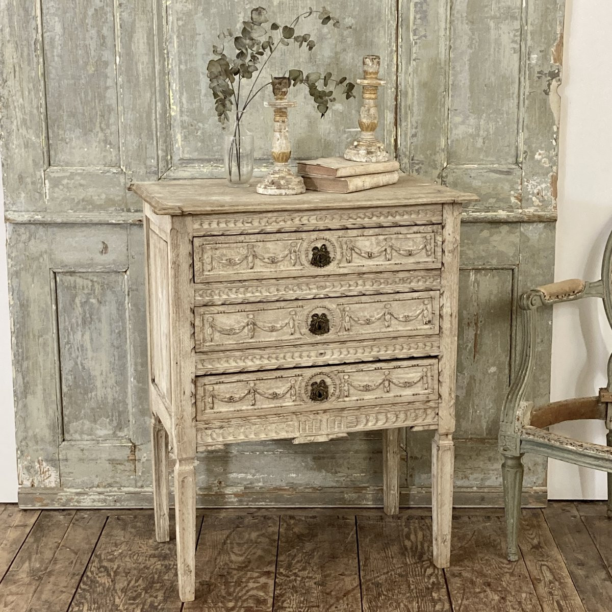 Small Louis XVI Chest Of Drawers -photo-5