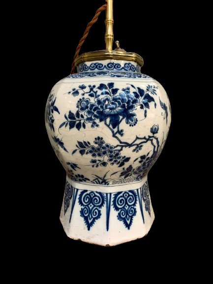 A Dutch Delft Lamp Base, 18th Century-photo-4