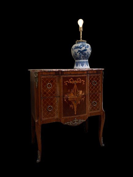 A Dutch Delft Lamp Base, 18th Century-photo-6