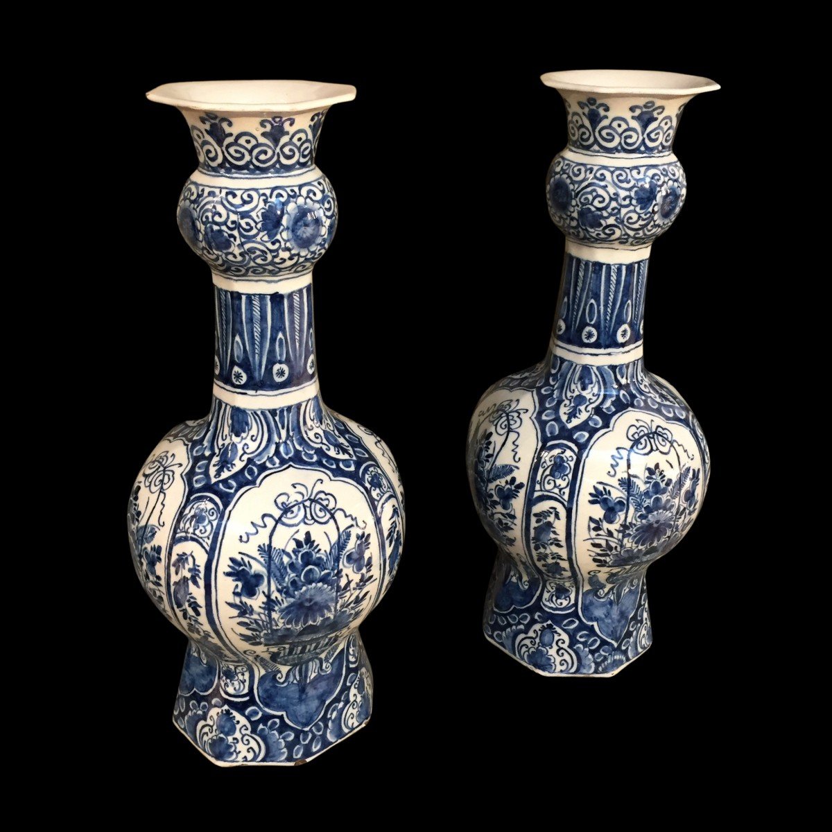 Two Large Dutch Delft Baluster Vases With Floral Decor, 18th Century -photo-3