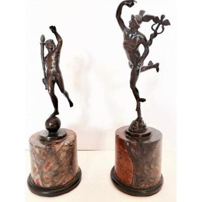 Paire De Statuettes En Bronze à l'Antique XIX ème Siècle