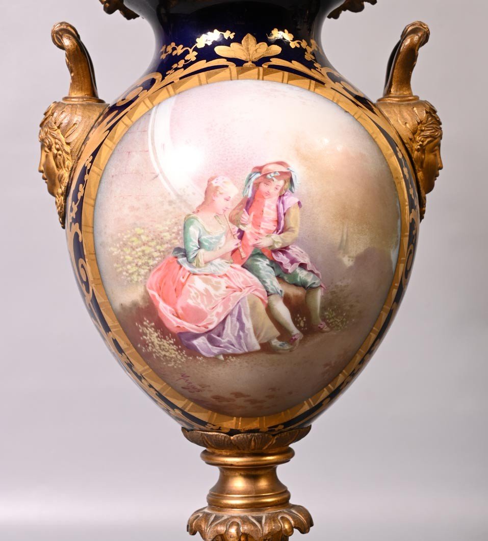 Garniture De Sevres  Aux Putti En Bronze-photo-2