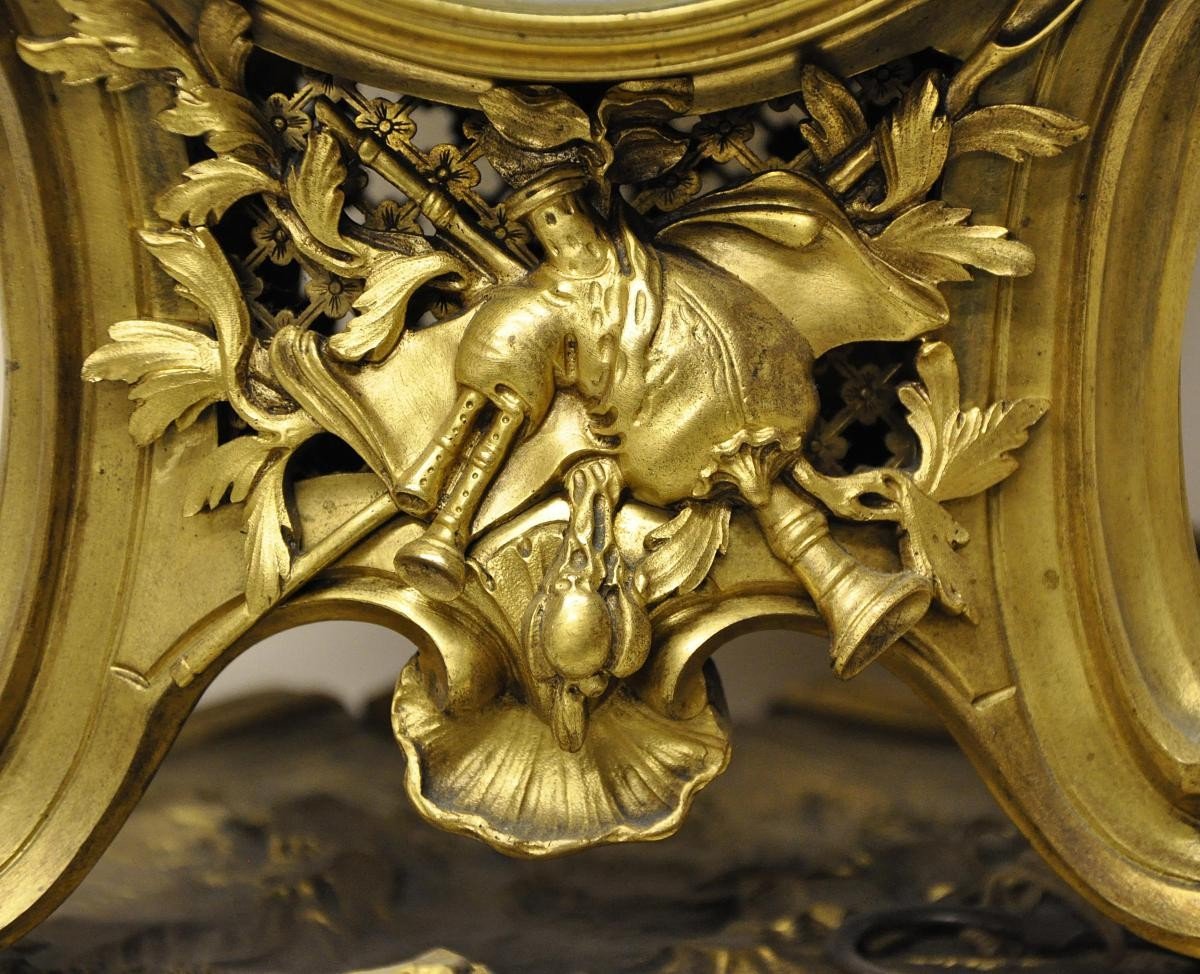 Louis XV Clock In Gilt Bronze By Gille l'Ainé-photo-1