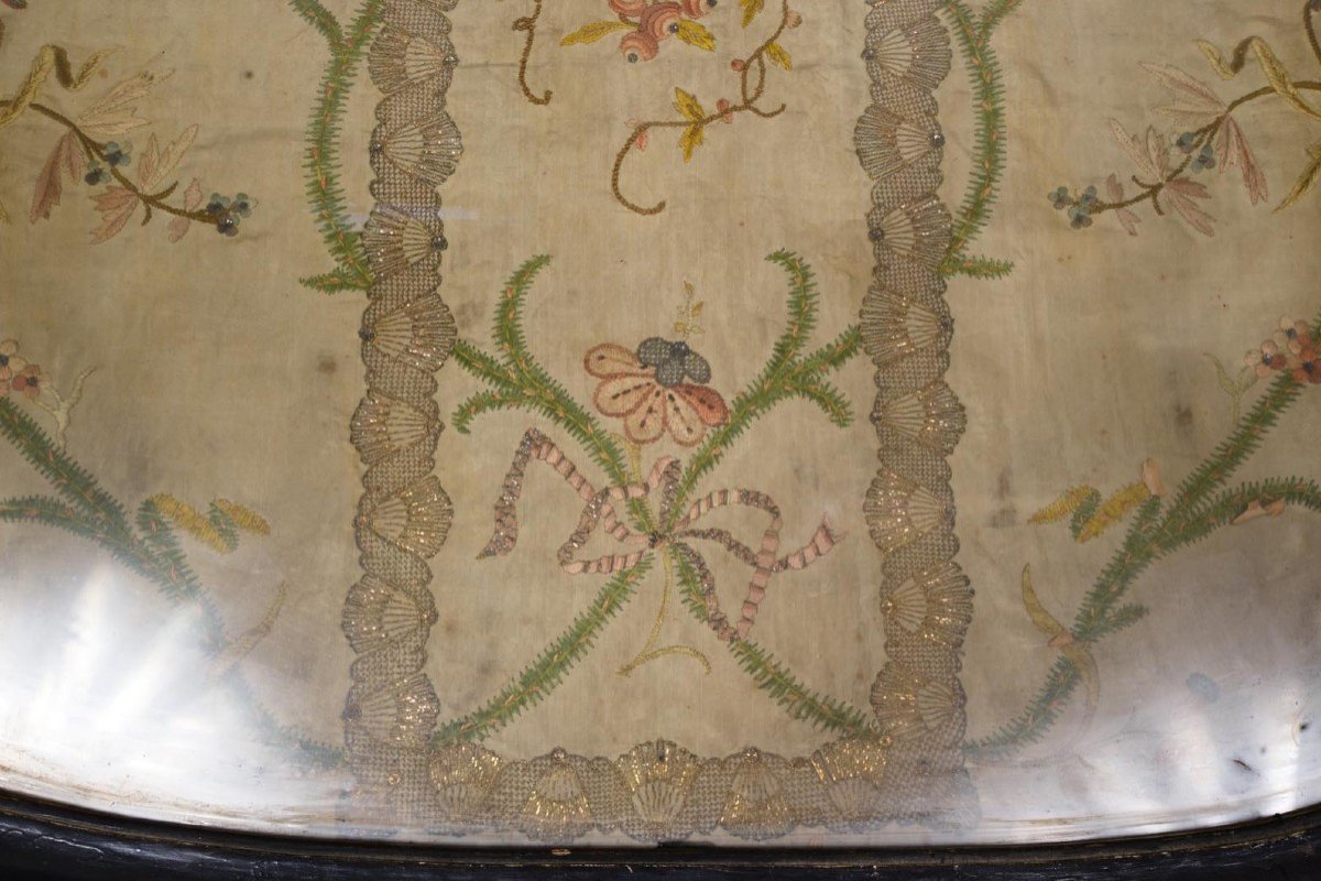 Front Of A Framed 18th Century Roman Chasuble-photo-2