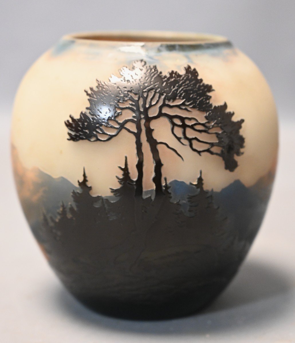 Vase Boule En Verre Multicouche à Décor De Paysage Vosgien – Müller Frères-photo-3