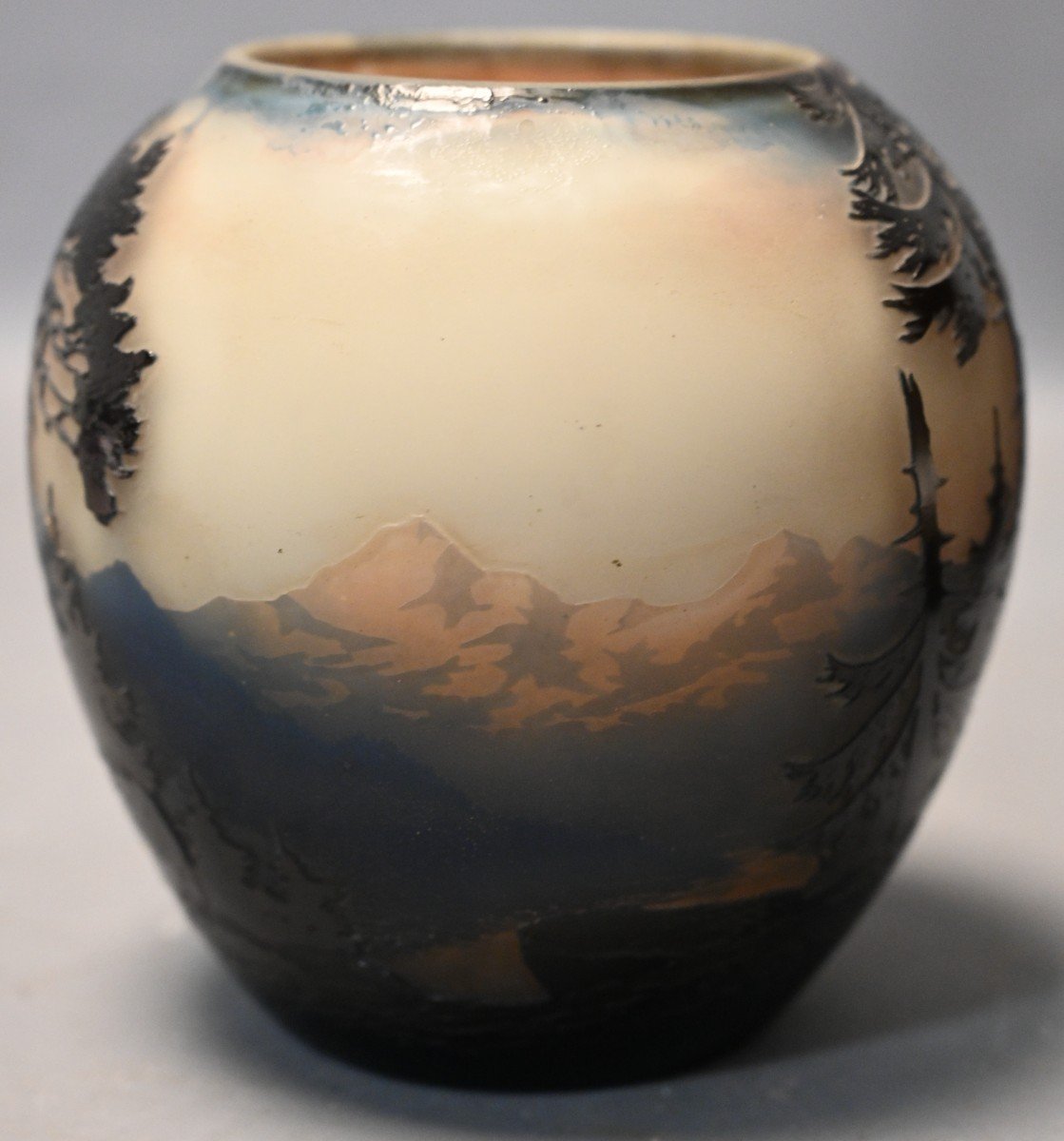 Vase Boule En Verre Multicouche à Décor De Paysage Vosgien – Müller Frères-photo-4