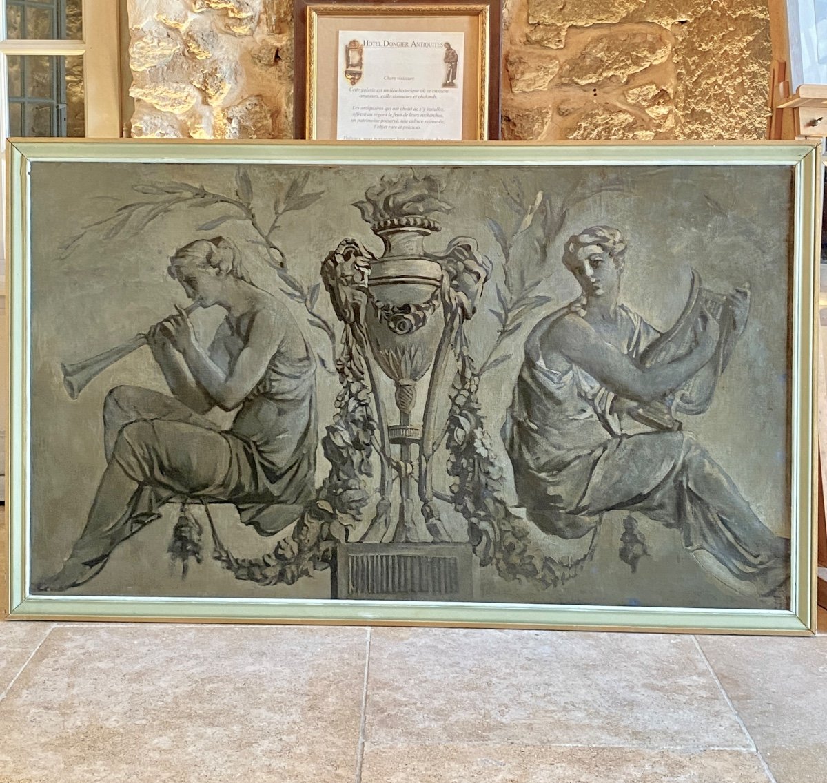 Grand Dessus De Porte Peint En Grisaille à Décor à L’antique