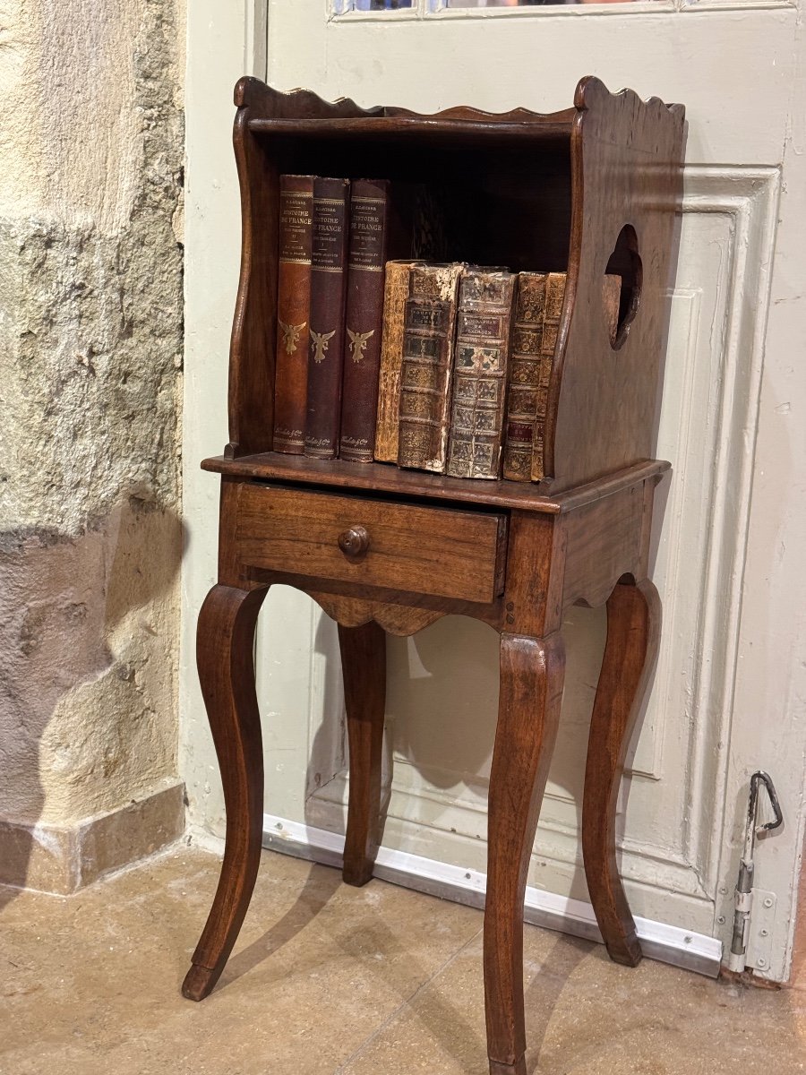 Antique Walnut Bedside Table – 18th Century-photo-8