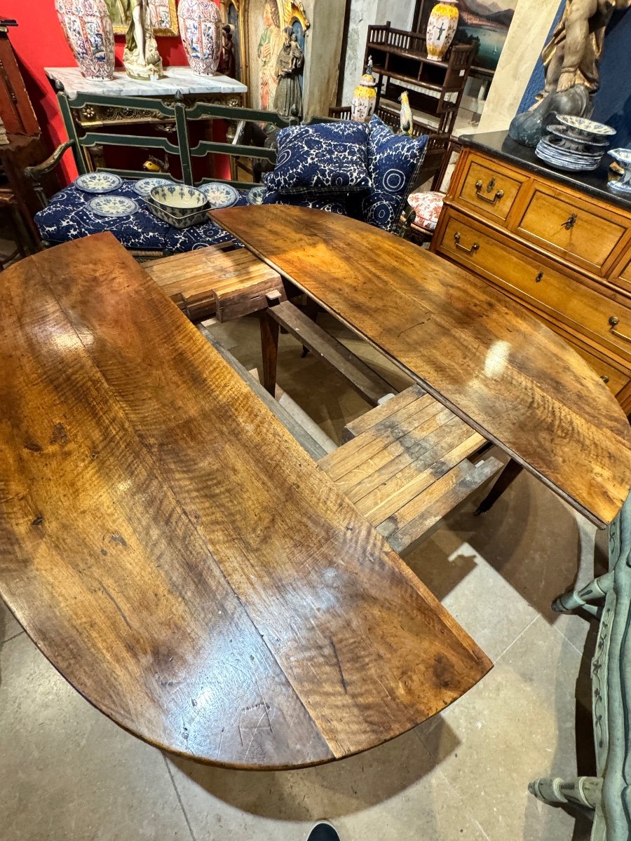 Large Oval Walnut Table - Early 19th Century-photo-4