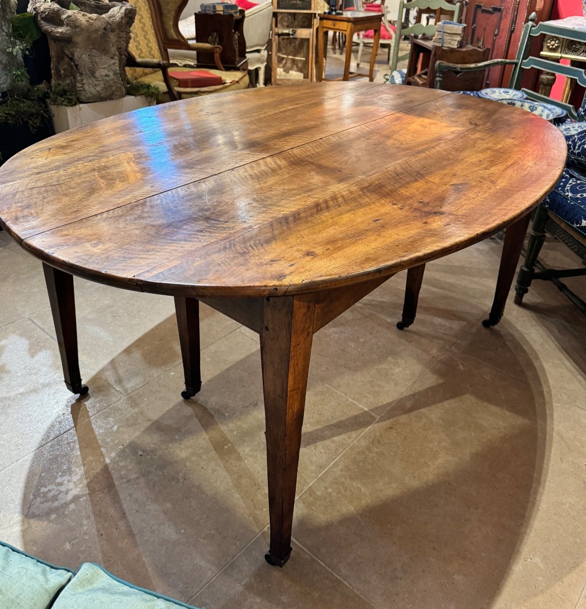 Large Oval Walnut Table - Early 19th Century