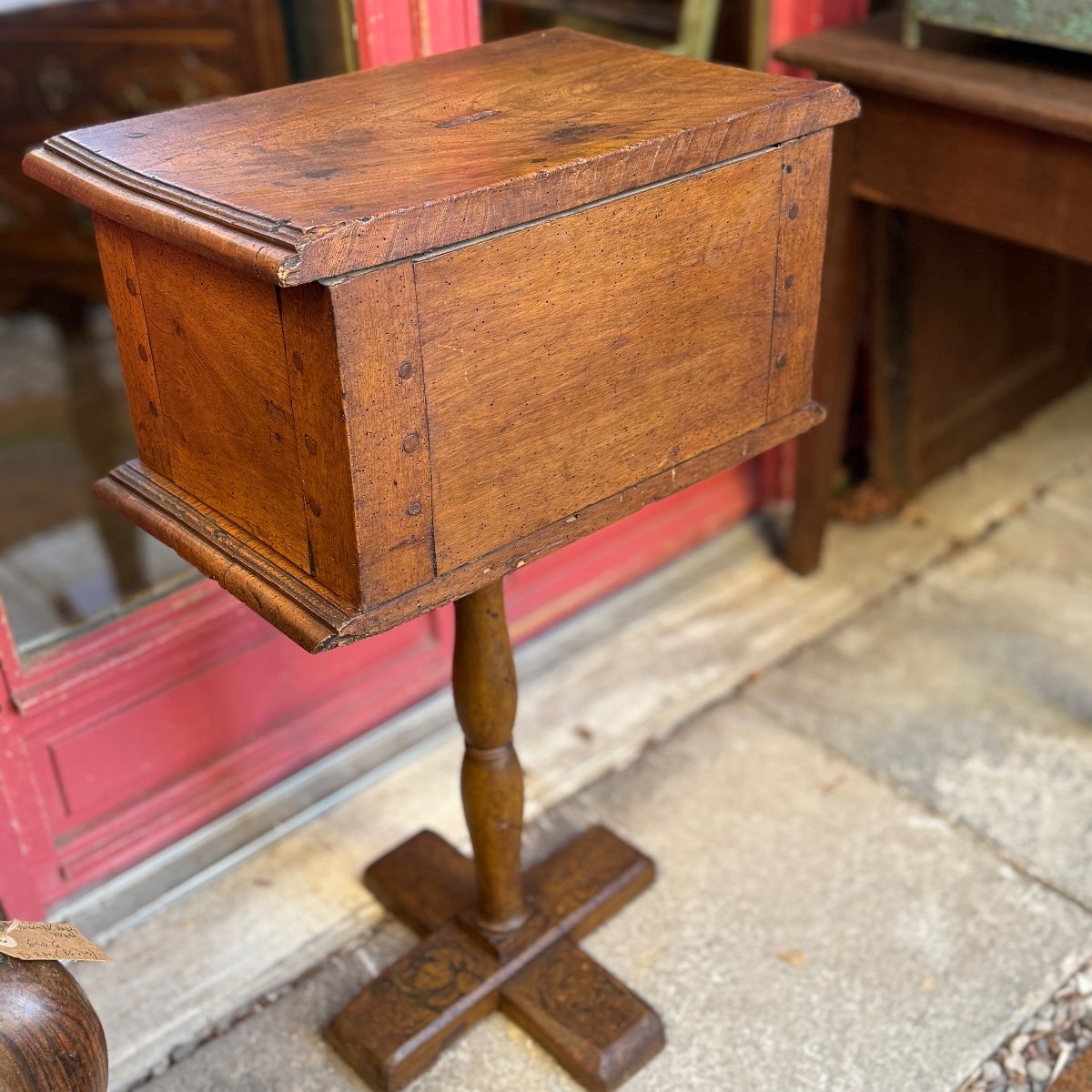 Walnut Church Trunk, Cross Base, 17th Century-photo-3