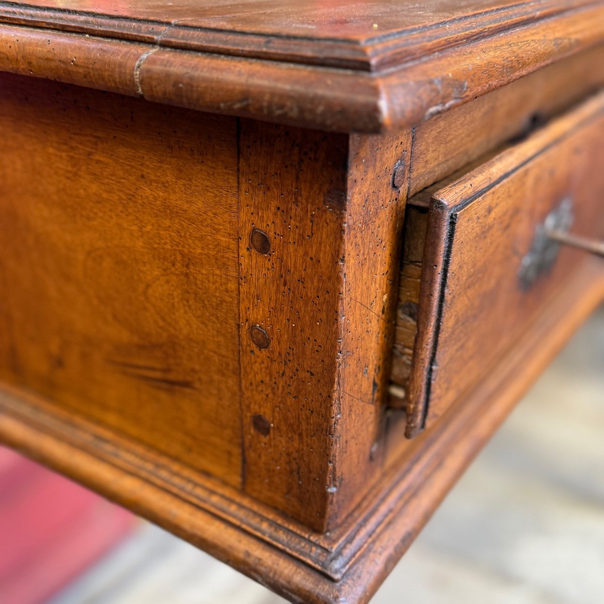 Walnut Church Trunk, Cross Base, 17th Century-photo-4