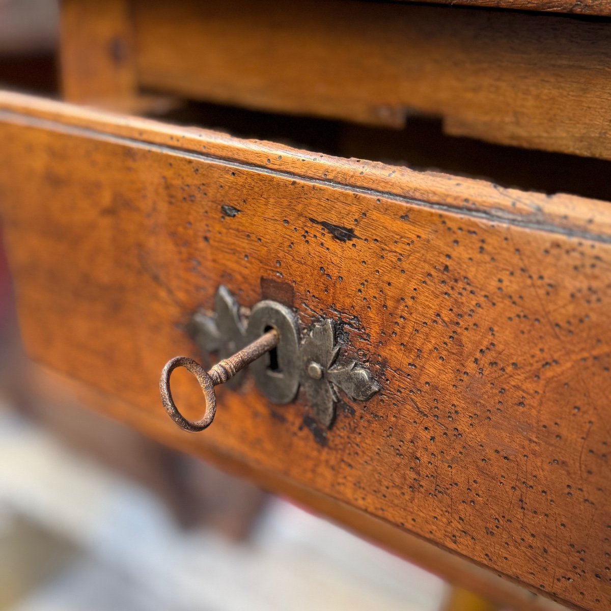 Walnut Church Trunk, Cross Base, 17th Century-photo-5