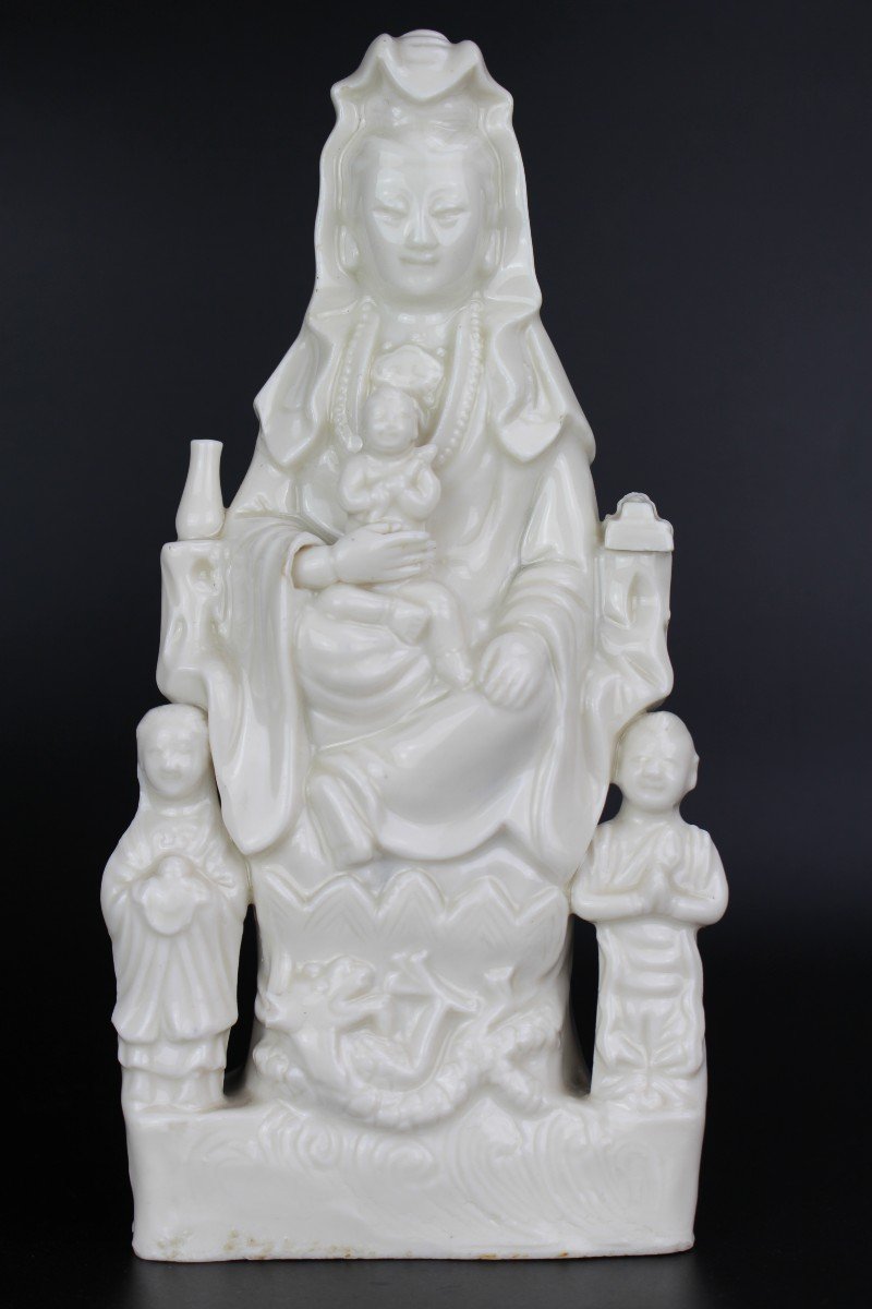 Porcelaine Chinoise Kangxi Blanc De Chine Guanyin Sculpture Dehua Figurine De La Dynastie Qing