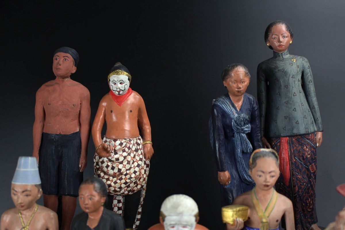 Indonesian Terracotta Miniature Figures 26x Dutch Colonial Era Antique Painted Clay Statues 1920's-photo-4