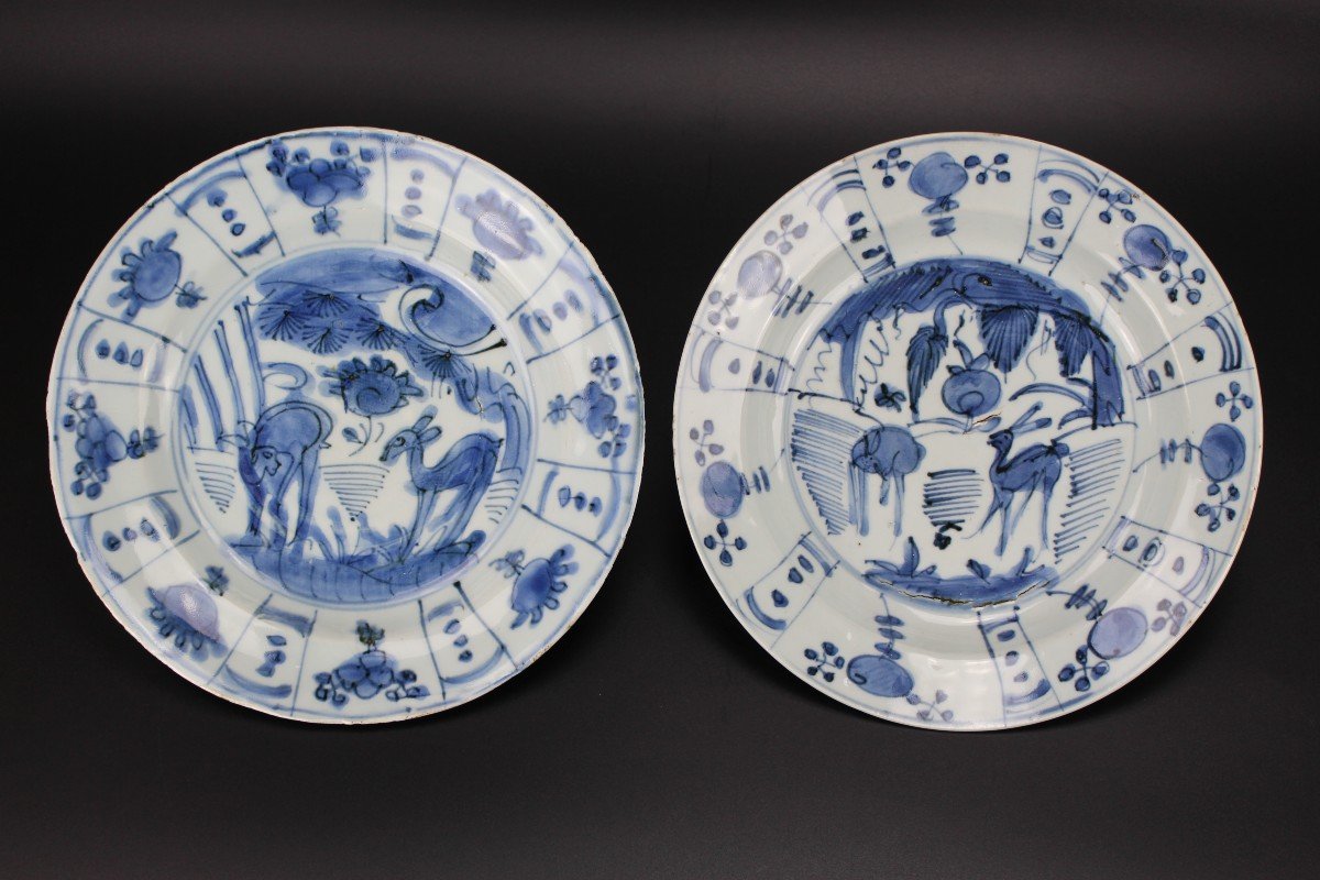 Assiettes En Porcelaine Chinoise Wanli Kraak Bleu Et Blanc Dynastie Ming Antique 17ème Siècle
