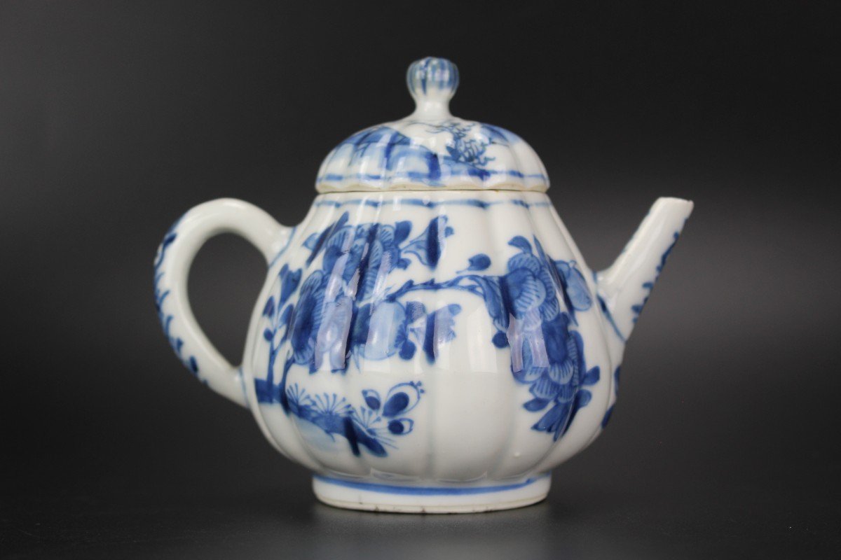 Kangxi Chinese Export Porcelain Blue And White 18th Century Qing Dynasty Teapot Asian Ceramics