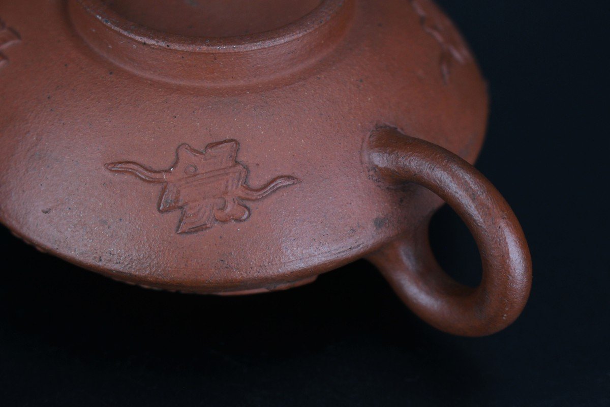 Kangxi Chinese Yixing Teapot Kangxi C. 1675-1725 Qing Dynasty Stoneware 17th / 18 Century-photo-8