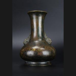 Chinese Bronze Vase Qing Dynasty Xuande Mark 17th Century Antique Archaistic Flower Vase