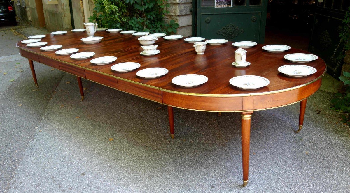 Large Mahogany Banquet Table With Jurande Hallmark, Eighteenth, 4 Meters-photo-5