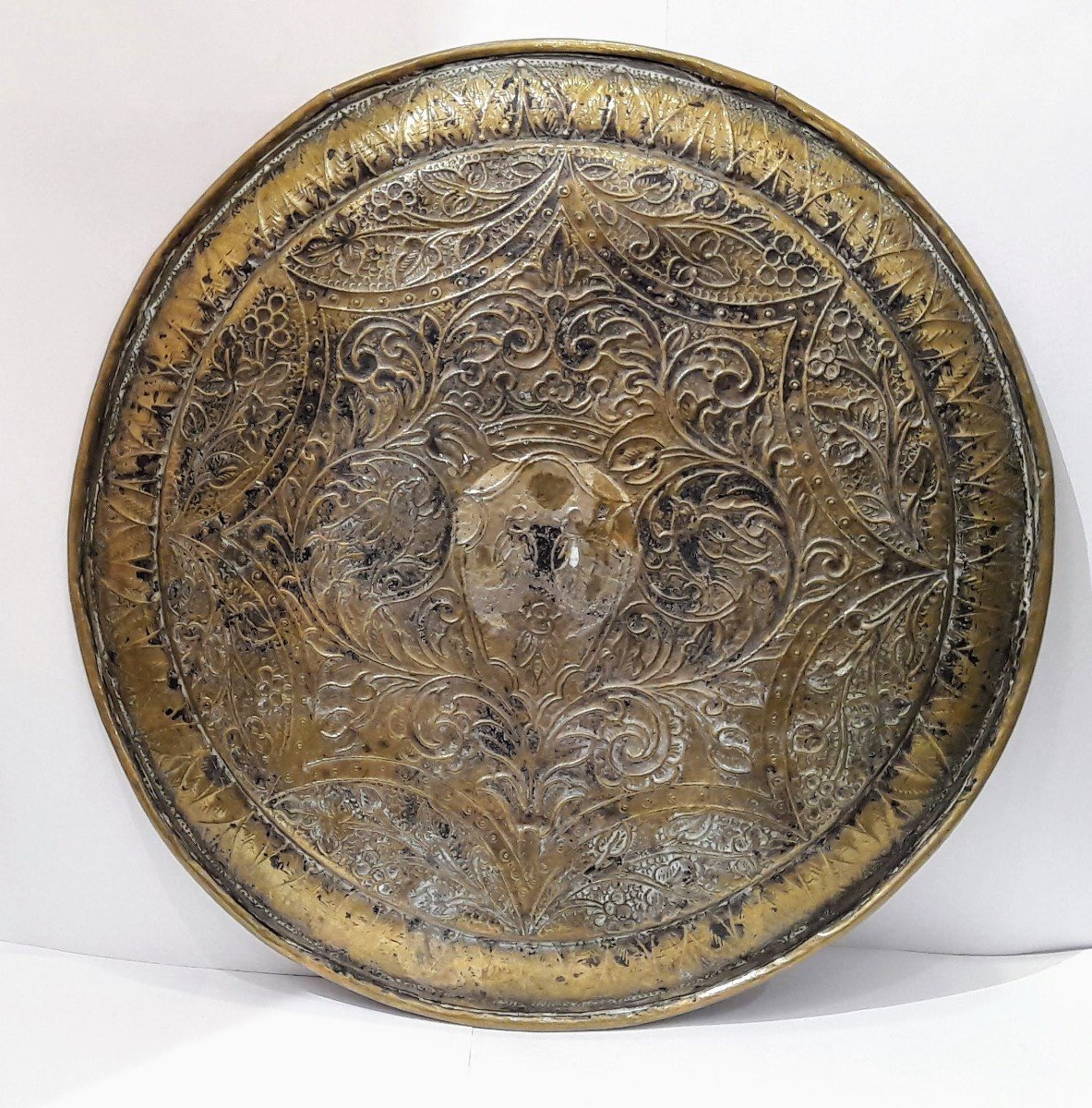 Plate With The Coat Of Arms Of The Barberini Family-photo-4