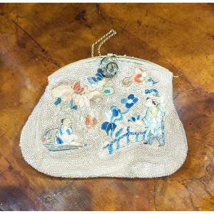 Vintage Embroidered Handbag With Jeweled Closure With Enamels And Pearls