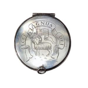 Silver Host Holder With Agnus Dei Engraving