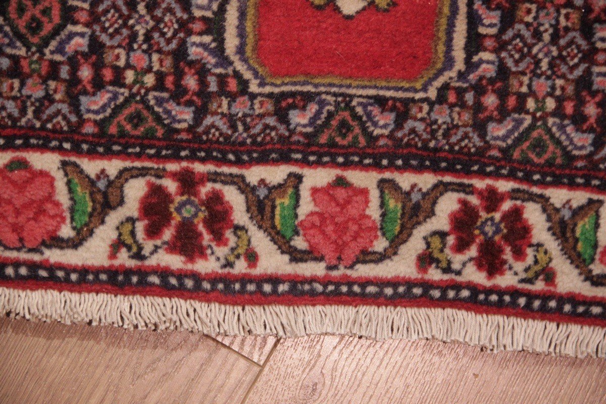 Senneh Iran Rug 367 X 90 Cm-photo-2