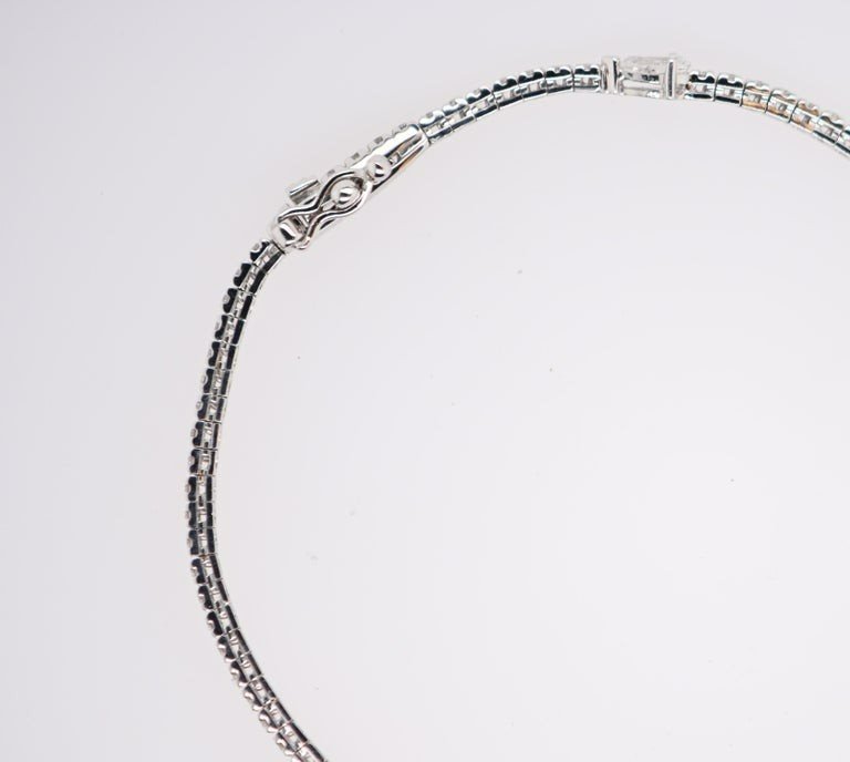 Tennis Bracelet In 18k White Gold And Diamonds-photo-3