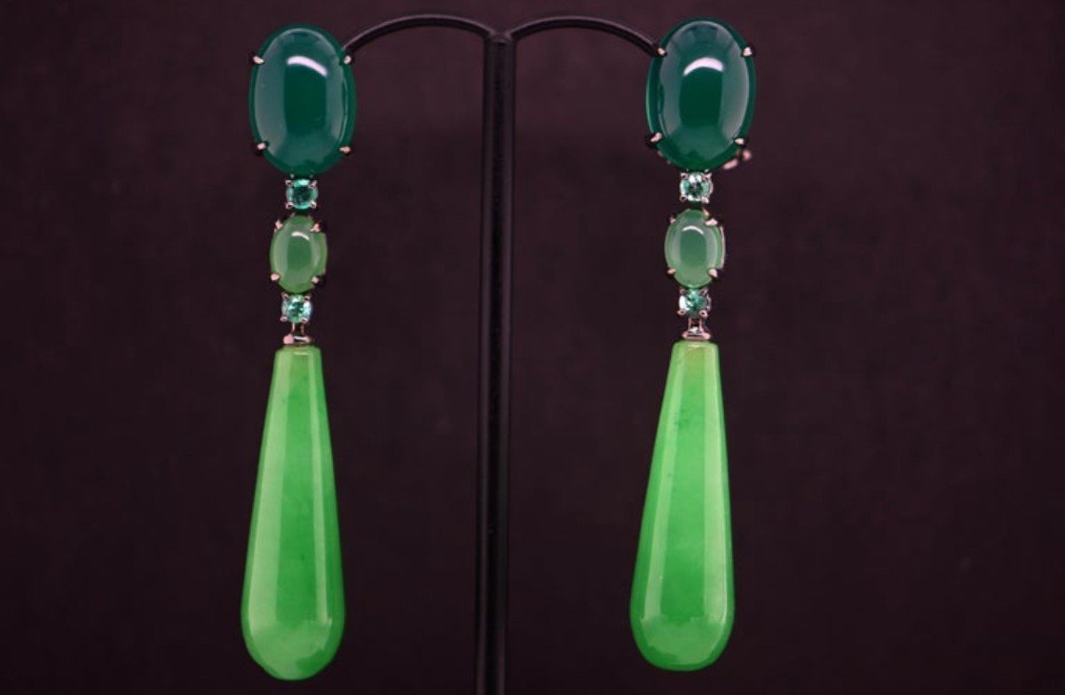Green Agate And Jade Earrings Set With 32 Carat Emeralds-photo-2